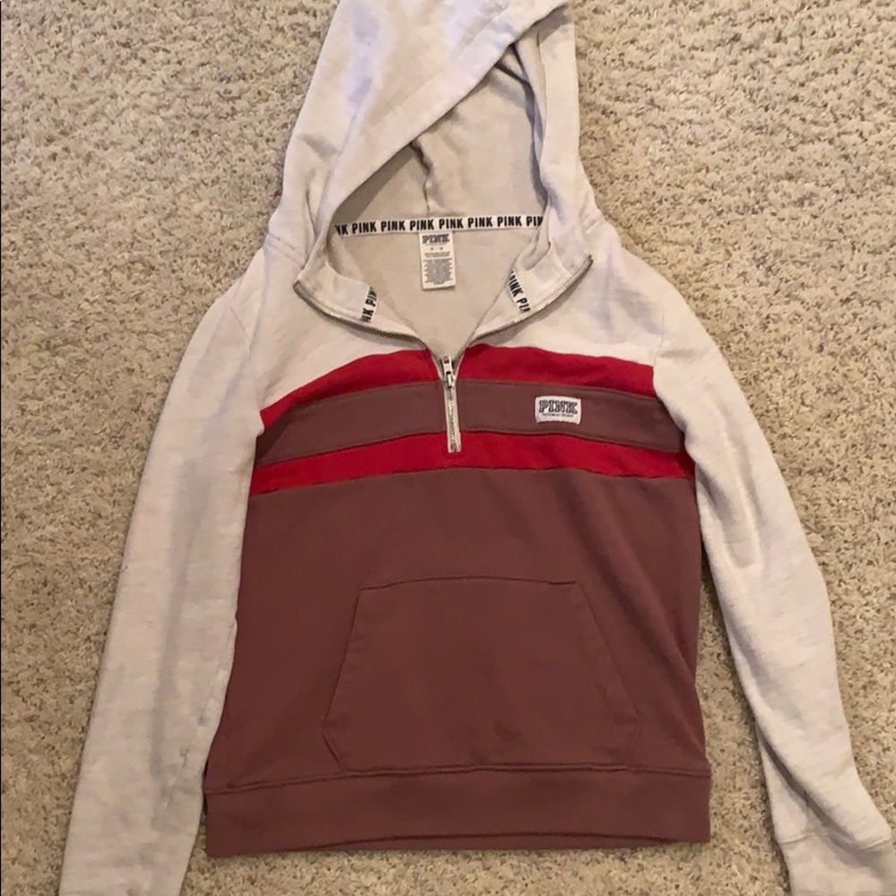 Victoria’s Secret pink sweatshirt🥰🥰😍😍😍